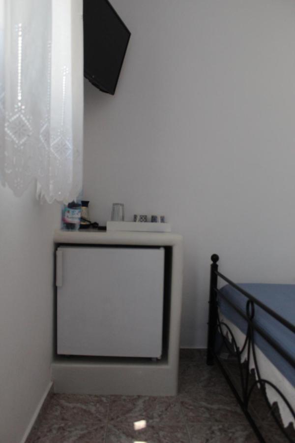 Meltemi Rooms And Studios Anafi Exteriér fotografie
