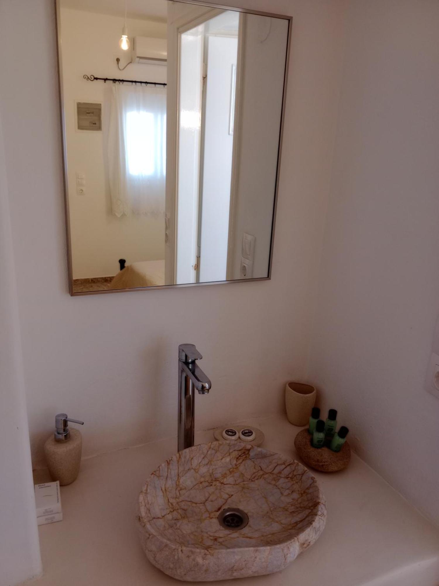 Meltemi Rooms And Studios Anafi Exteriér fotografie