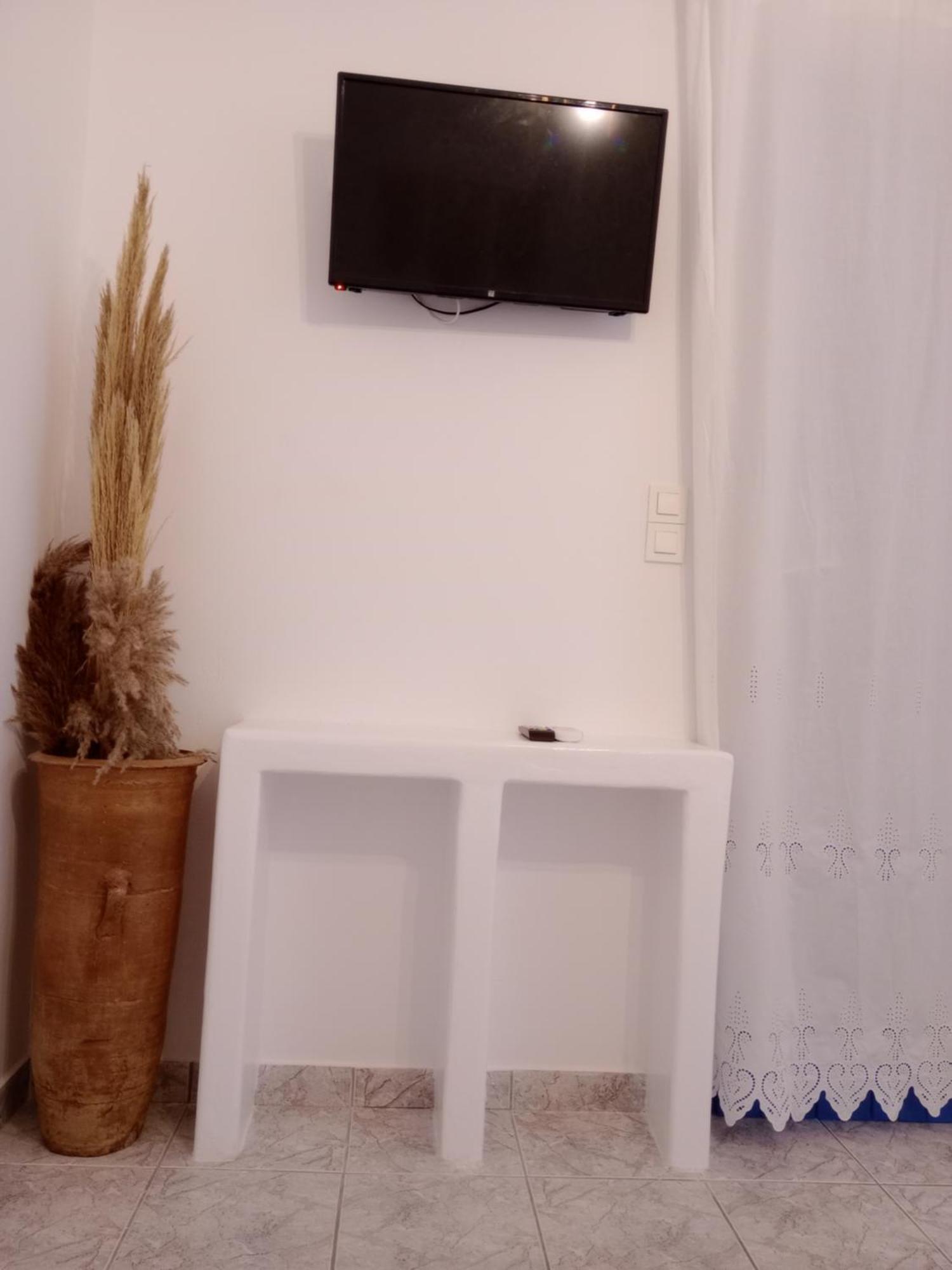 Meltemi Rooms And Studios Anafi Exteriér fotografie