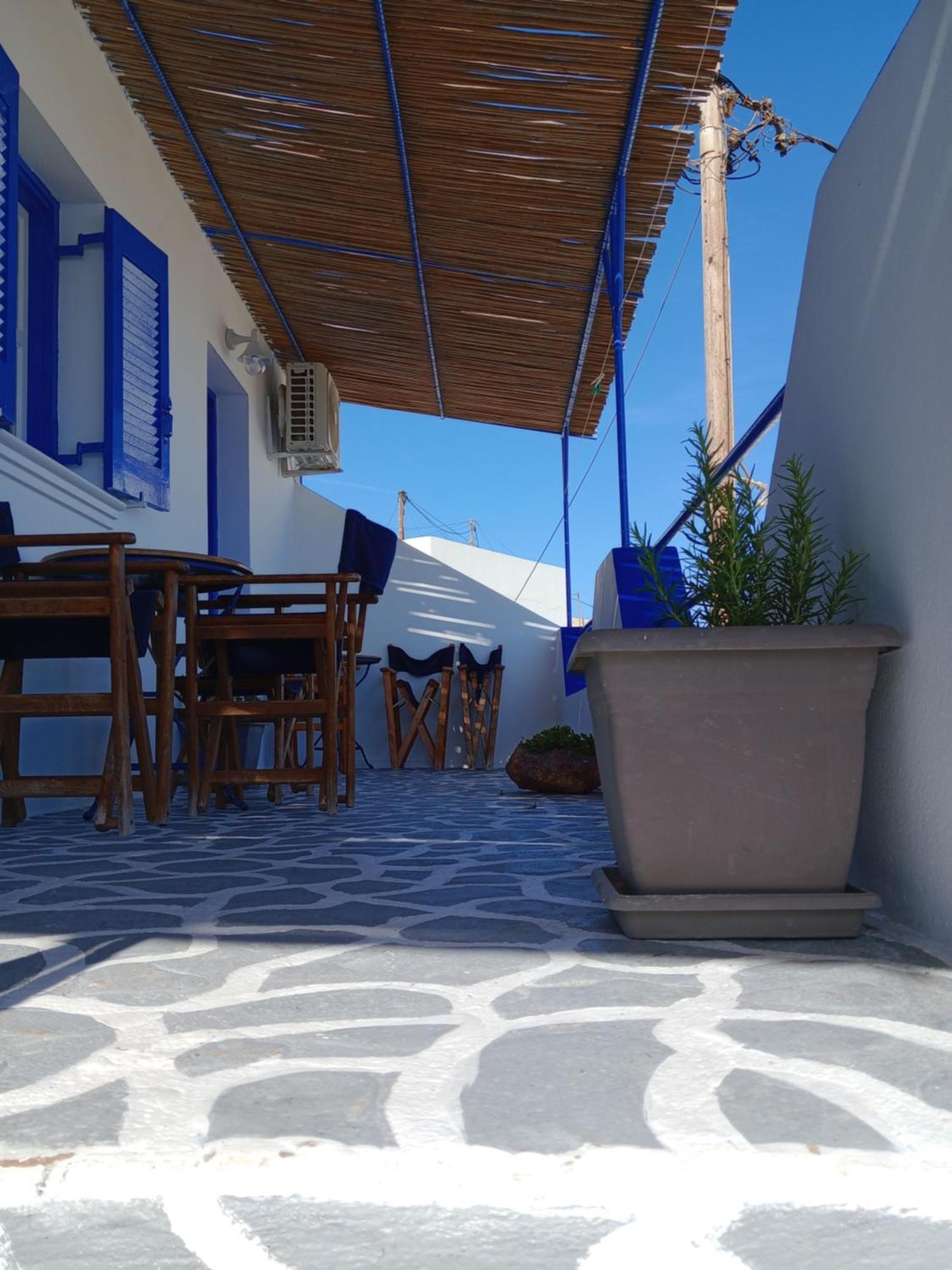 Meltemi Rooms And Studios Anafi Exteriér fotografie