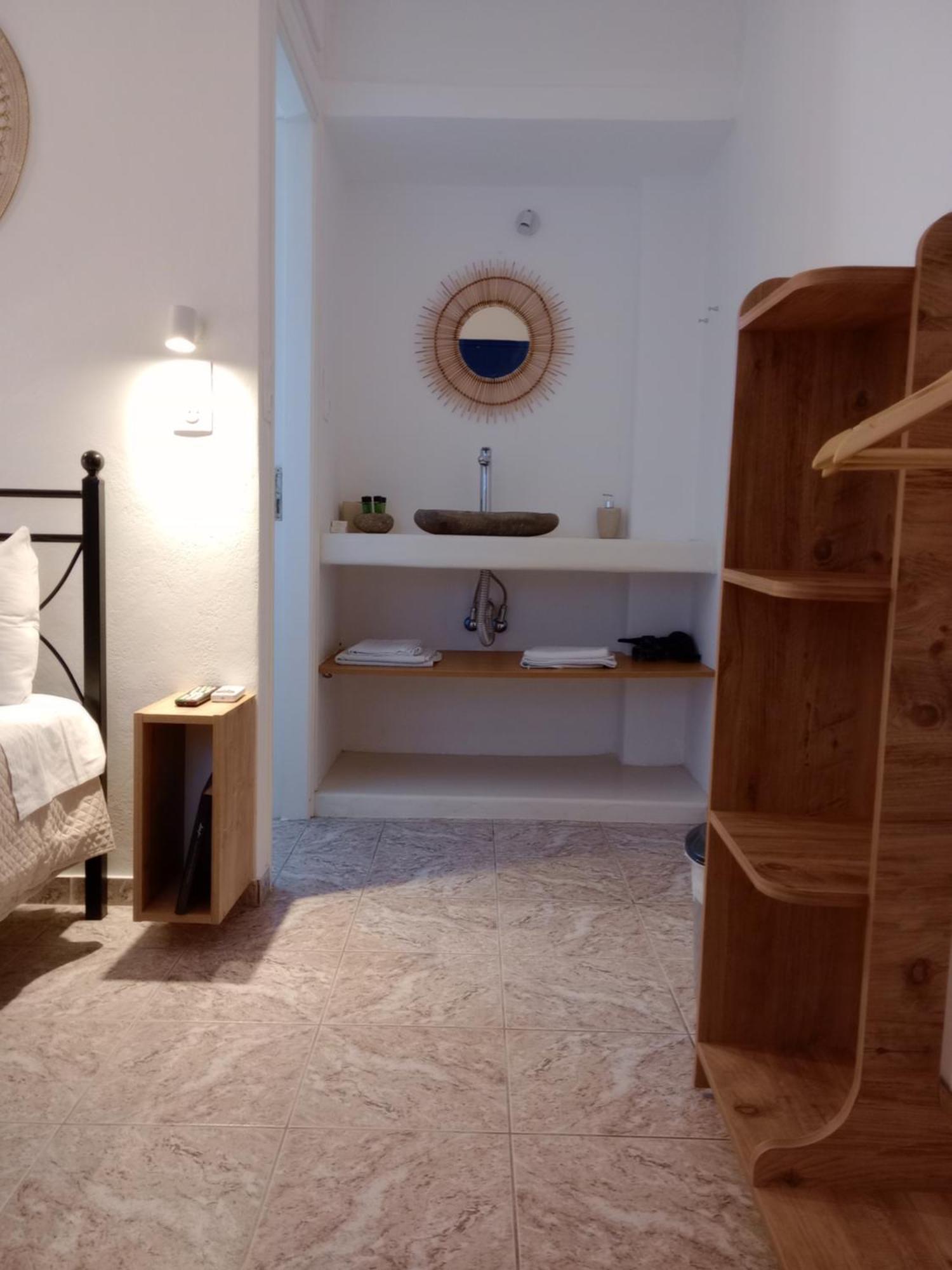 Meltemi Rooms And Studios Anafi Exteriér fotografie